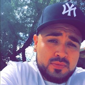 Meet your Posher, Christian